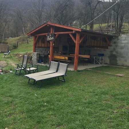 La Butuci Hotell Tîrgu Ocna Eksteriør bilde